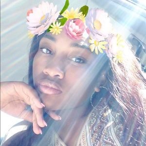 Meet your Posher, Cristal